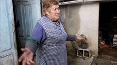 �Non ti�a nin auga para poder ba�ar � meu marido enfermo�