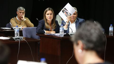 La concejala del PP de Pontevedra Pepa Pardo, durante un pleno municipal