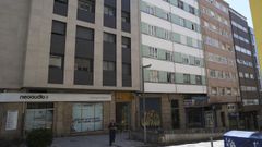 Edificio de A Rosa (centro de la imagen) donde hay un conflicto por uso tur�stico