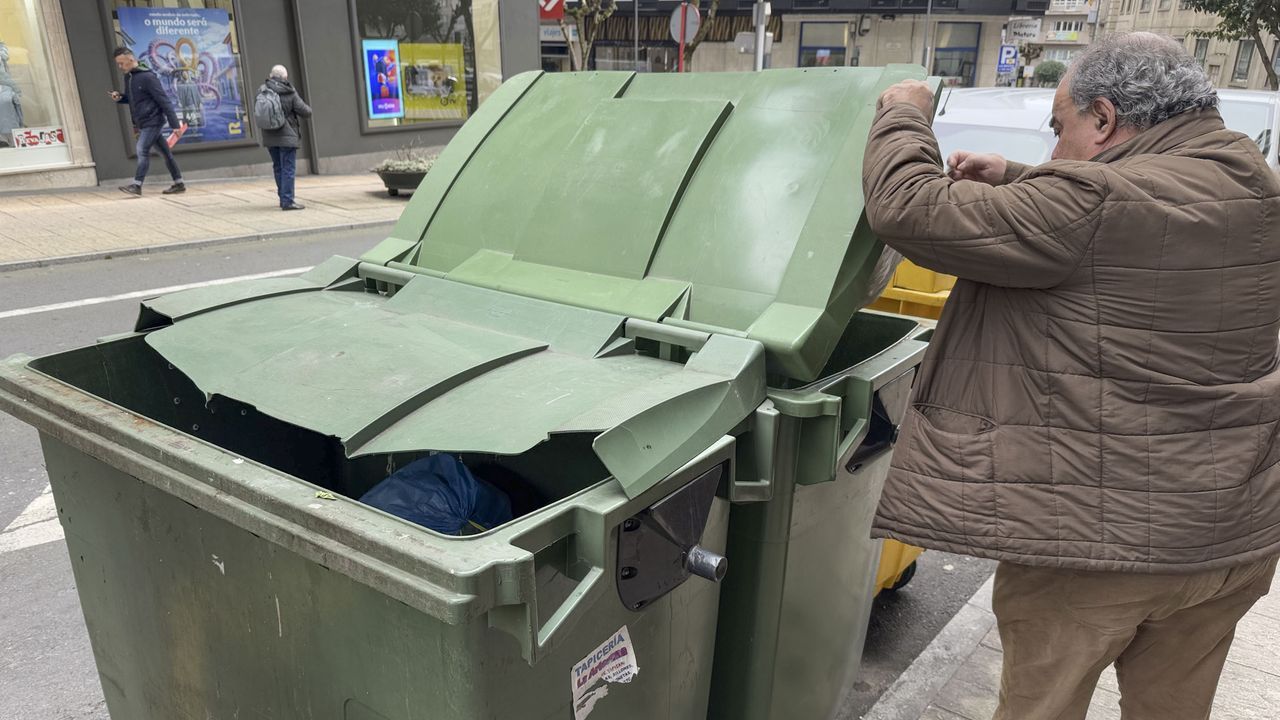 El mal estado de los contenedores de basura de Ourense, el reflejo de ...