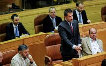 Jacobo Moreira prometi� ayer su cargo en el Parlamento, donde sustituye a Agust�n Hern�ndez. 