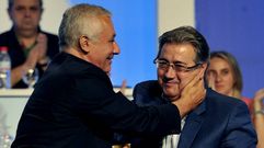 Arenas abraza a Zoido