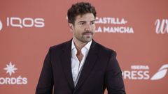 El cantante Pablo Albor�n