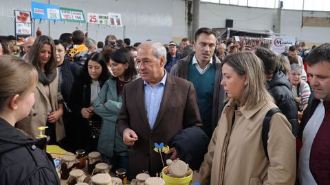 Miembros del PSOE visitaron la feria de Monterroso