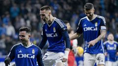 Sebas Moyano, Dubasin y Borja Bastón celebran el gol del Oviedo al Amorebieta