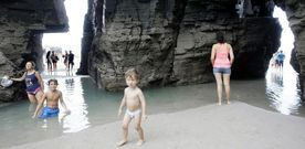 As Catedrais en agosto, cuando el d�a 13 bati� su r�cord de visitas en un d�a, con 14.000 personas. 