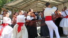 INAUGURACION FESTA DA XOUBA CON LA ACTUACION MUSICAL DE FOGO FATUO