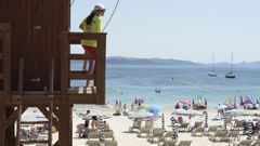 Sanxenxo es uno de los concellos de la r�a que tiene a todos los socorristas trabajando