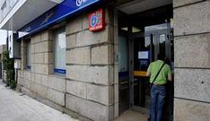 Oficina bancaria de A Merca fue asaltada por unos ladrones el pasado mes de abril.