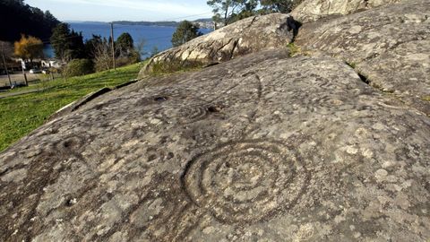 Petroglifos de Mogor