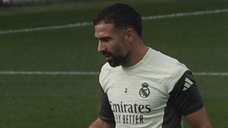 Dani Carvajal, que era baja ante el Celta por lesin, en un partido contra el Real Madrid.