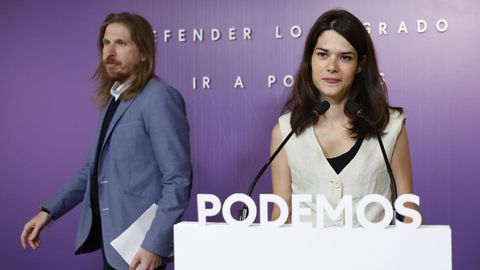 Los portavoces de Unidas Podemos, Isa Serra y Pablo Fern�ndez, durante la rueda de prensa en la sede del partido