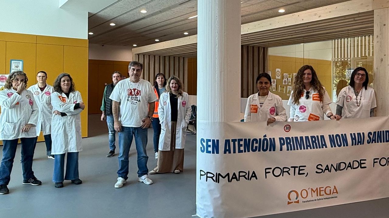 Médicos se encierran en un centro de salud de Vigo para que el Sergas negocie con ellos el fin de la huelga
