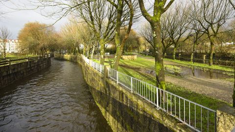 El paseo de A Tafona, en Caldas, una de las zonas inundables cuando hay alertas por lluvias intensas