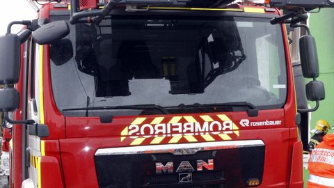 Los bomberos tuvieron que acudir a sofocar el fuego en el edificio.