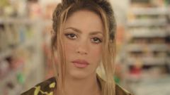 Primer plano de Shakira en el videoclip de �Monoton�a�.