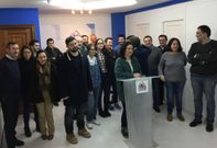Buena parte del nuevo consello comarcal arrop� ayer a Eva Villaverde en su primera comparecencia. 