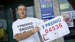 Loter�a de Navidad: La Flor de Mayo de Neda vendi� tres d�cimos del segundo premio