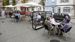 Terrazas de hosteler�a en Canido, en foto de archivo