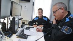 El hijo, Aar�n, se incorporar� en verano al cuartel en el que ya trabaja su padre, Dany