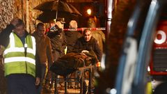 Muere un hombre al caerle encima parte del muro del parque de Bonaval en Santiago