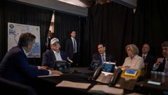 El presidente estadounidense, Donald Trump, siguiendo la operaci�n desde la Casa Blanca.