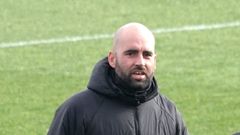 El entrenador del Celta, Claudio Gir�ldez, en un entrenamiento.