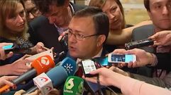 Afines a Pedro S�nchez piden la dimisi�n del n�mero 2 del PSOE en el Congreso