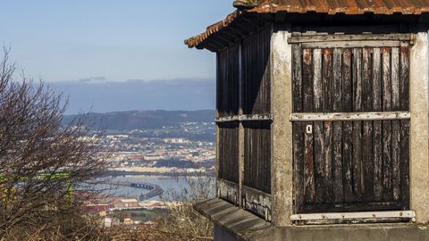 A Torre 4, Magalofes. H�rreo con vistas en Fene