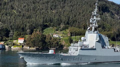 La F-104 por la r�a de Ferrol.