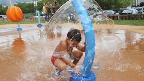 Inauguración del parque de juegos de agua de Pontevedra