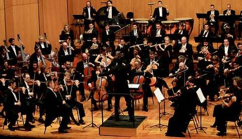 Una reciente actuaci�n de la Orquestra Sinf�nica de Galicia en la Fundaci�n Novacaixagalicia.