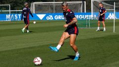 Raúl Alcaina, en un entrenamiento en Abegondo