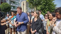 Besteiro durante su intervencin ante el centro de salud de A Ponte en Ourense.