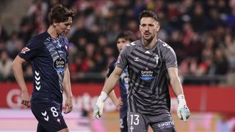 Radu, durante el partido ante el Girona en Montilivi.