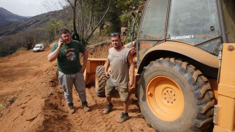Fabio Folla y �ngel G�mez trabajan estos d�as contrarreloj para abrir un nuevo campo de la fiesta al que se pueda pasar