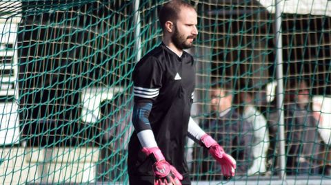 Totti, al que apodaron as� porque cuando era peque�o su �dolo era Francesco Totti y llevaba camisetas de �l.