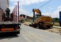 La maquinaria de obras del organismo provincial empez� a trabajar ayer en la zona. 