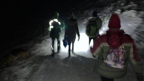 Imagen del rescate de unos j�venes en Navacerrada 
