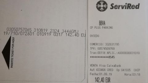 Ticket de 142 euros del p�rking del HUCA