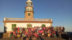 M�s de un centenar de peregrinos de Huesca partieron desde el faro de Corrubedo