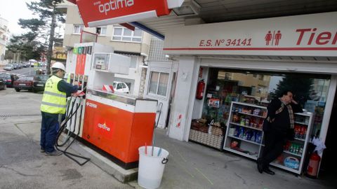 Precintan la gasolinera de Santa Cruz