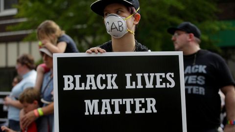 Protestas anti racistas en San Luis (Estados Unidos)