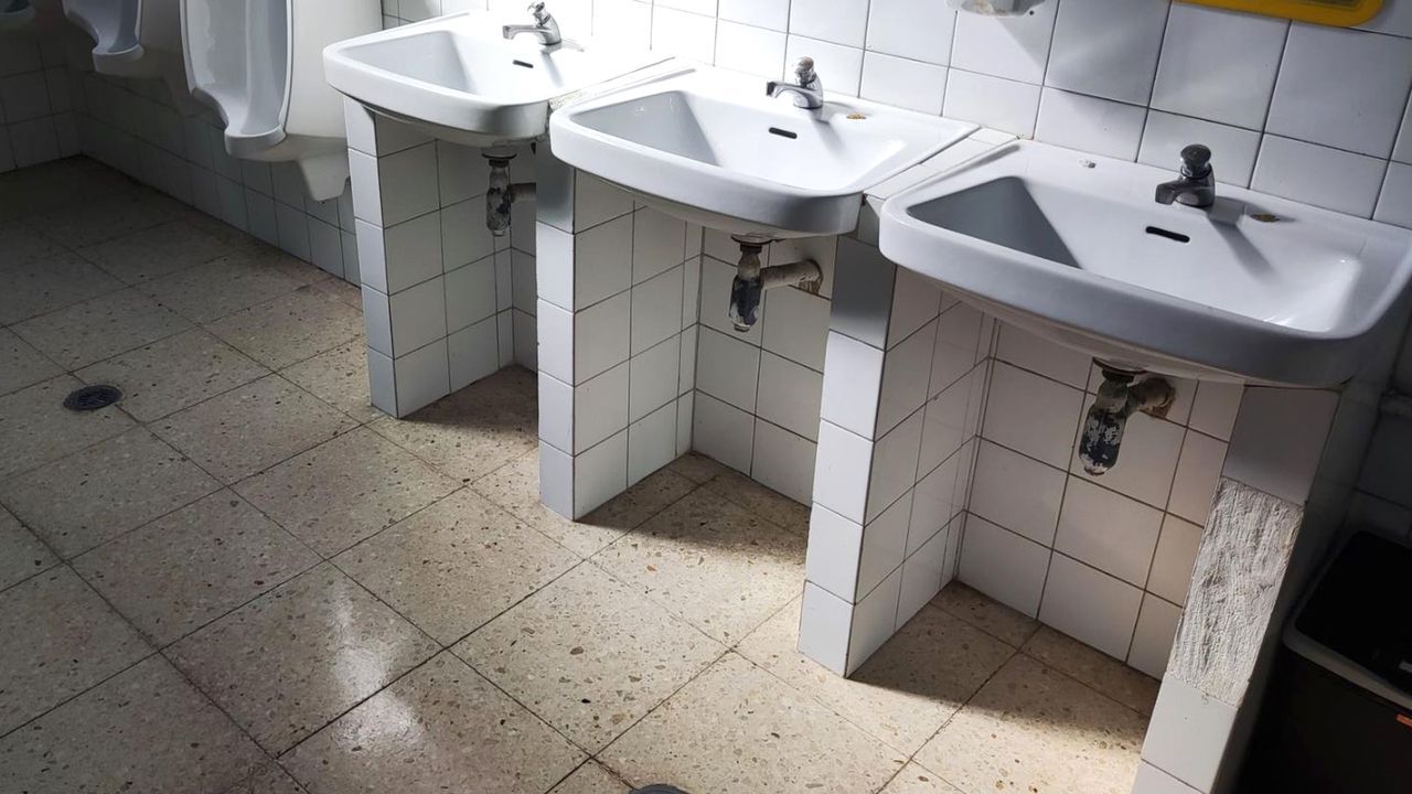 El BNG denuncia la falta de actuación de la Xunta ante el deterioro del CEIP Anexo A Lomba