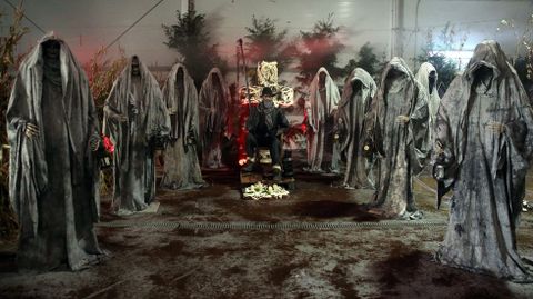 La carpa de la calle Galicia ribeirense volver a llenarse de monstruos y fantasmas
