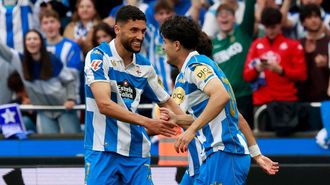 Zakaria y No� Carrillo, celebrando un gol en Abanca Riazor.
