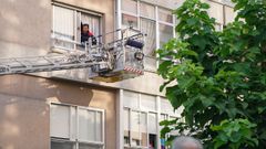 Los bomberos accedieron a la casa a trav�s de la ventana