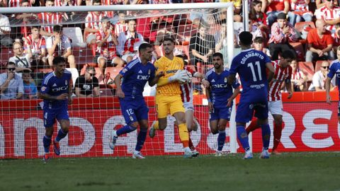Derbi asturiano entre el Real Sporting de Gijon y el Real Oviedo en El Molin�n