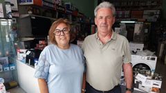Lolia y su marido, Poldo, llevan a�os regentando Electrodom�sticos Pi��n y Amado