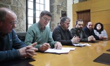 Los alcaldes de Lal�n y Silleda mantuvieron ayer un encuentro con responsables de Uni�ns. 